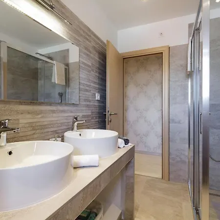 Sunny Garden Adria *